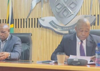 MEC for Cooperative Governance, Human Settlements and Traditional Affairs, Speed Mashilo (RIGHT) and Nkangala District Mayor Thomas Ngwenya (LEFT). Mpumalanga’s Rapid Land Release Programme aims to provide housing solutions for middle-income families.