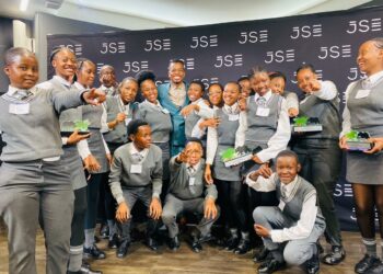 Mpumelelo secondary learners win big in in prestigious JSE investment contest