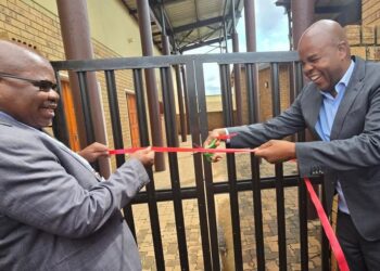 Over R17 million community hall handed over to the community of Botleng in Delmas.
